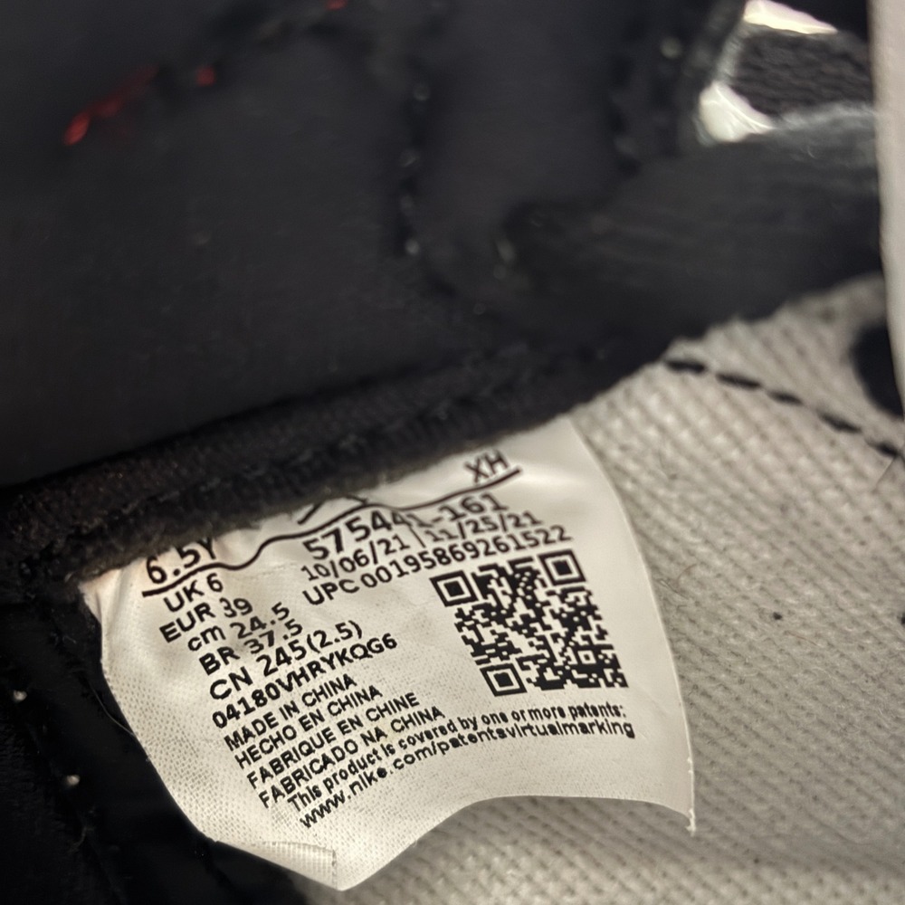 Nike Air Jordan 1 Retro High OG Heritage Red White Black 555088-161 Kids - Picture 10 of 10